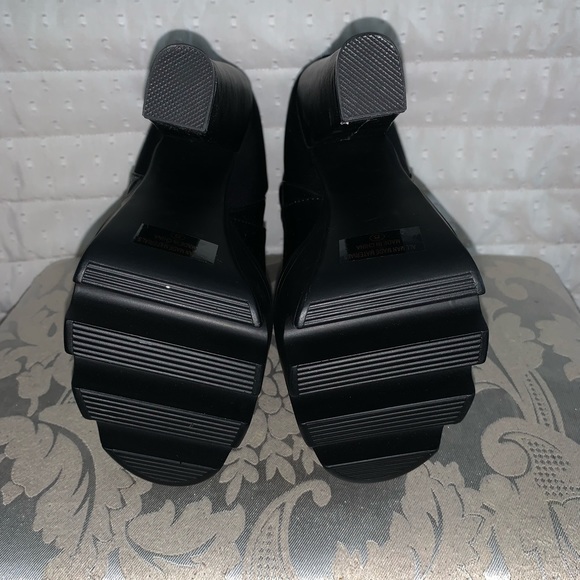 Black Platform Heels - Picture 6 of 6
